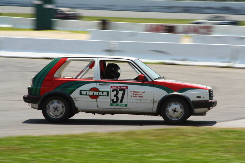 Illustration for article titled The 24 Hours Of LeMons New England 2009 Über Gallery, Part 2